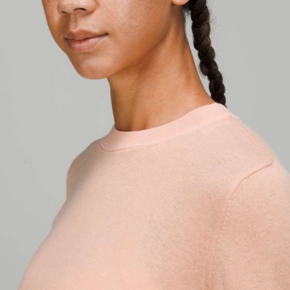 Lululemon silk blend sweater in peach satin - Picture 3 of 7